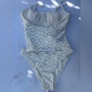 Samiol  Chic Lace Bikini Set in Light Gray M B06